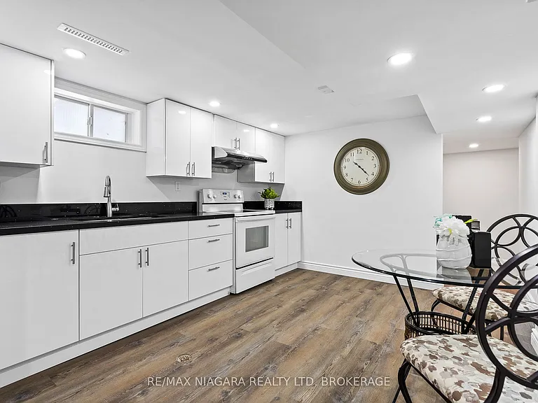 8235 Paddock Trail Dr #LOWER — Photo 6