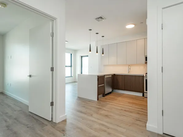 1472 Tremont St #501, Roxbury Crossing, MA 02120