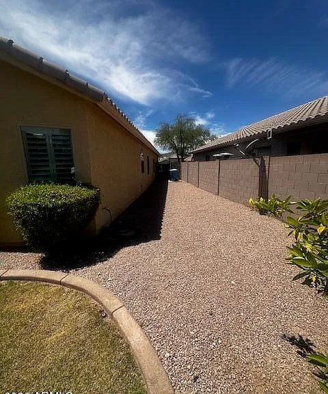 2432 E Cielo Grande Ave — Photo 21