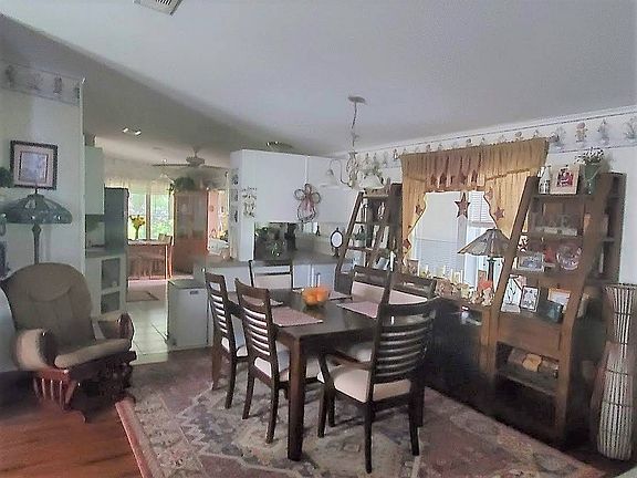 4th image of 5 Morington Ln