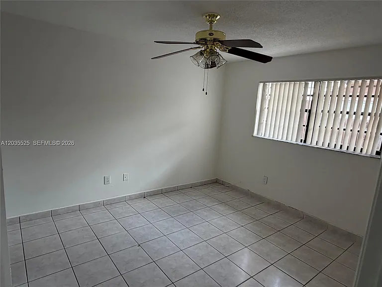 10968 SW 5th St #10968 — Photo 7