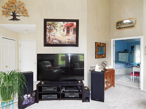 4th image of 642 Tremain Pl