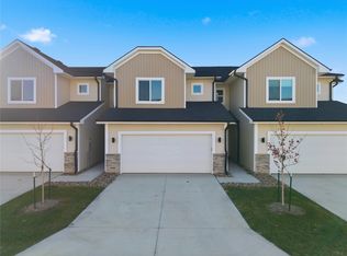 6948 Poppy Ct, Johnston, IA 50131