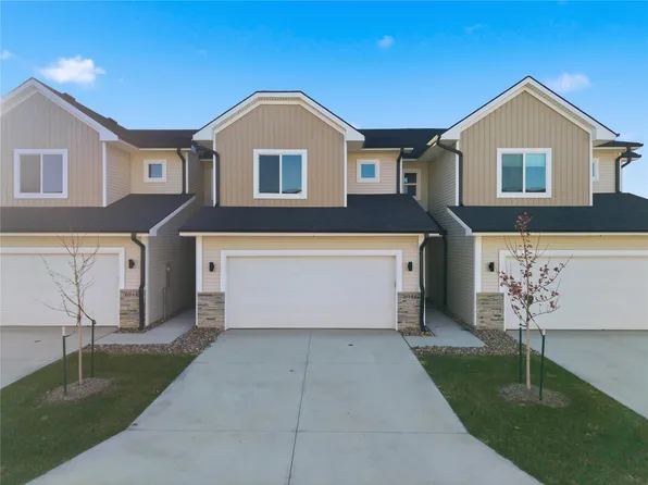 6948 Poppy Ct, Johnston, IA 50131