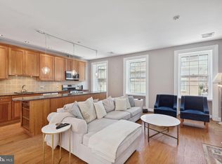 900 Pine St APT 3F, Philadelphia, PA 19107