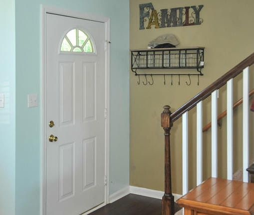3rd image of 572 Reichmuth Ln
