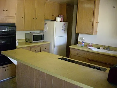 676 Highlander Dr — Photo 2
