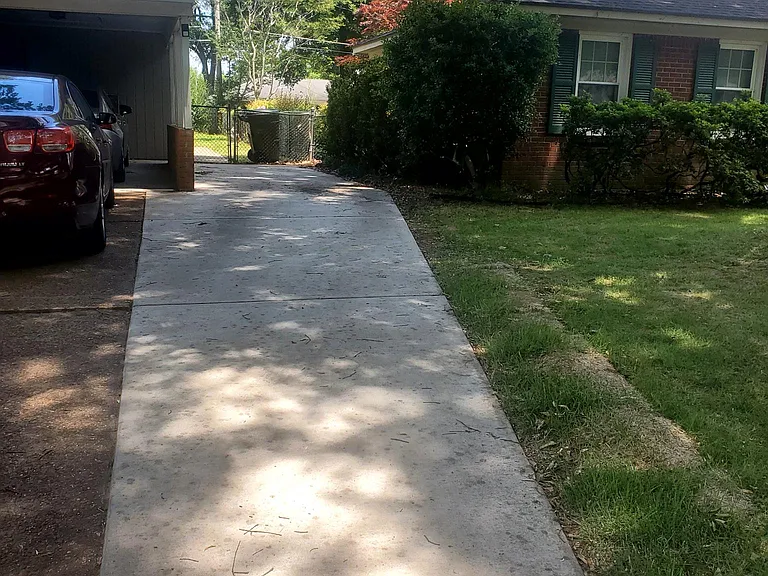 Helene Rd — Photo 5