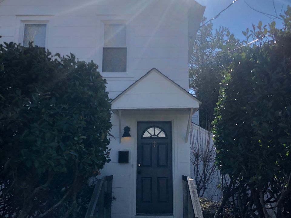 2nd image of 519 Madison Ave