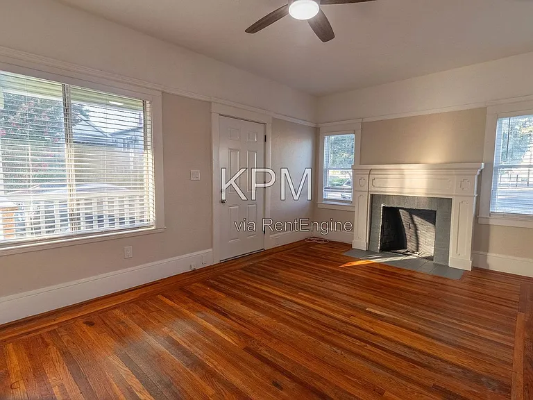 34 W Poplar St — Photo 3