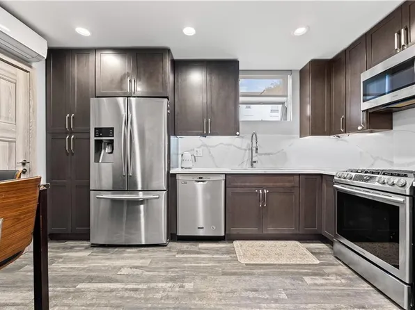7001 Louise Ter, Brooklyn, NY 11209