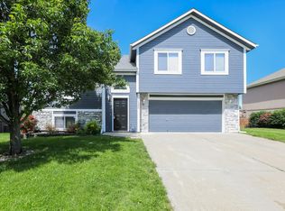 11500 N Lane Ave, Kansas City, MO 64157