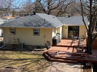 1533 Winchell St, Saint Paul, MN 55106