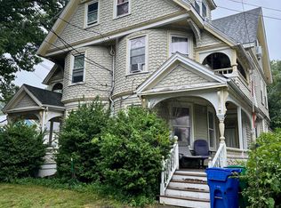 65 Pearl St #65, Newton, MA 02458