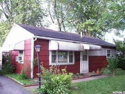 1st image of 2921 Riverview Ln