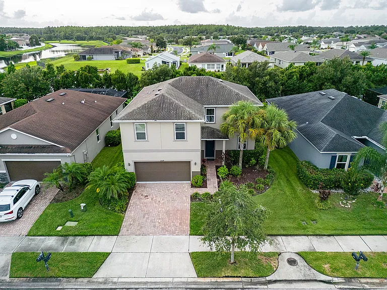 12124 Lake Blvd — Photo 2