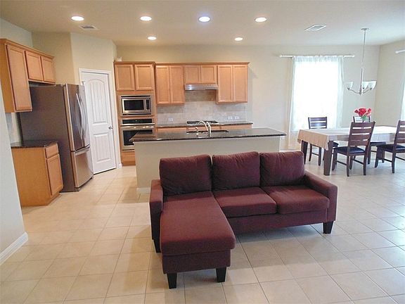 4th image of 11103 Bruneau Trl