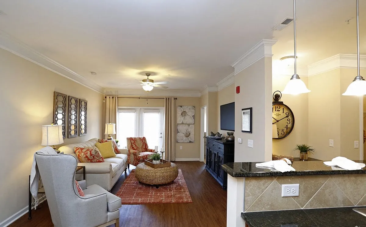 Building Photo - Summerwind Apartments