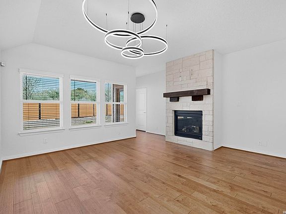 5th image of 1620 Stone House