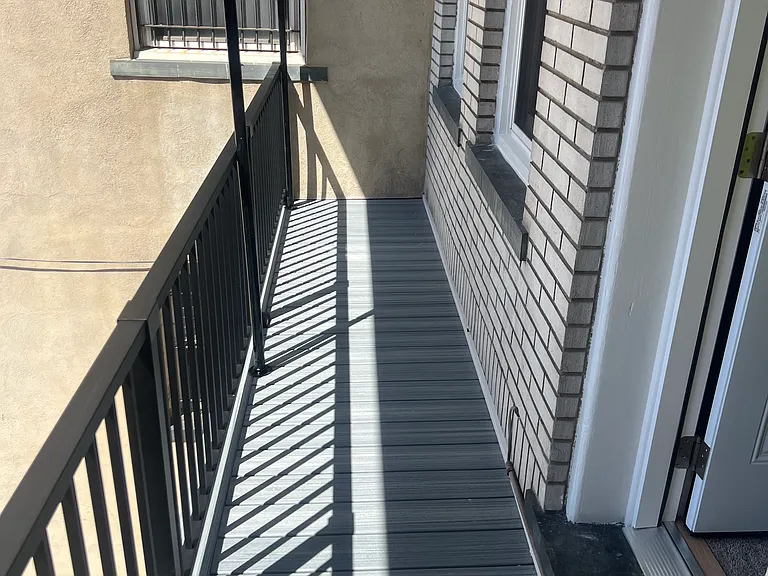 658 Main St — Photo 10