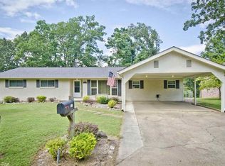 111 Ridgecrest Rd, Hot Springs National Park, AR 71913