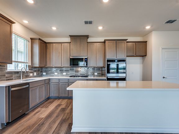 6th image of this home