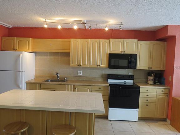 5th image of 4890 Bay St NE APT 131