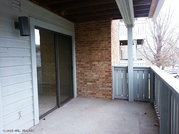 3rd image of 2419 Barnside Ct