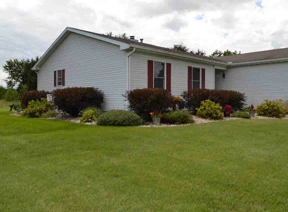 3rd image of 24872 Corbin Dr