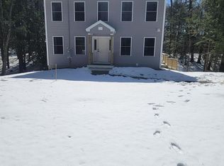 86 Crescent Dr, North Waterboro, ME 04061