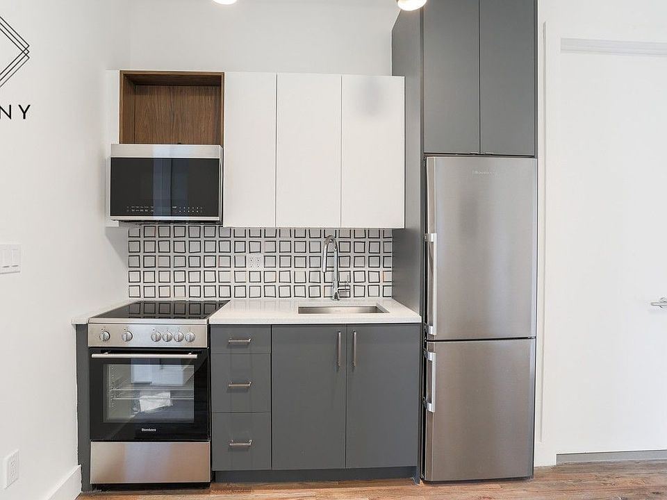 1st image of 486 Lefferts Ave #304