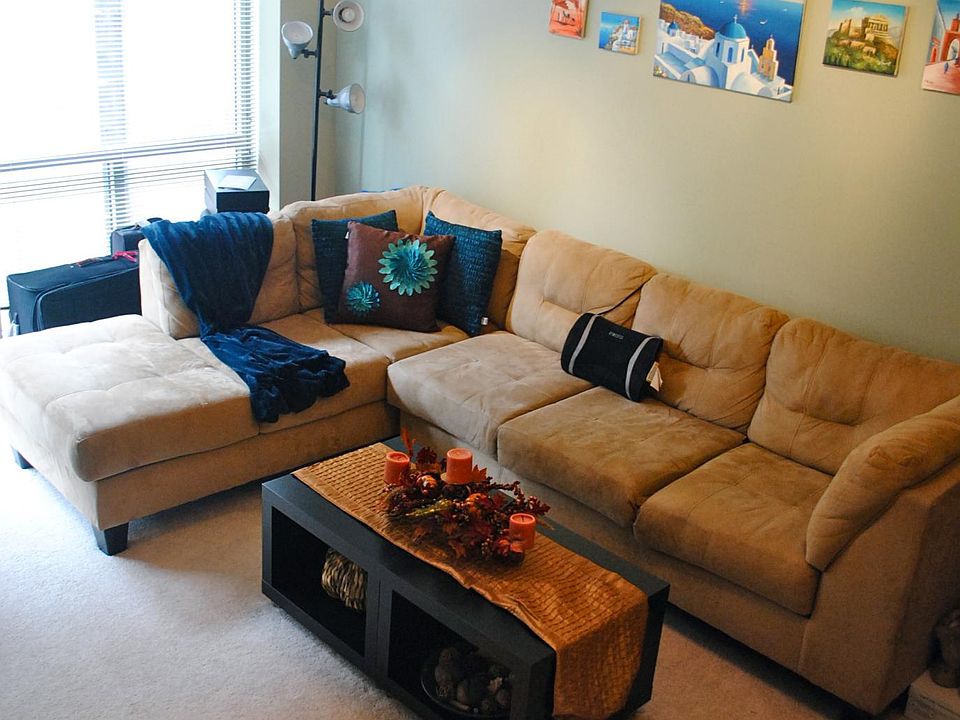 1st image of 222 N Columbus Dr APT 2504