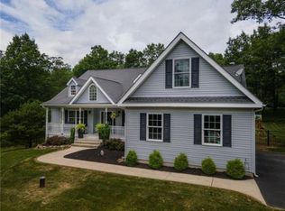 82 Oak Ridge Dr, Albrightsville, PA 18210