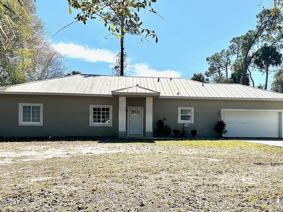 1st image of 607 15TH Street