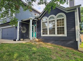 1513 Colt Cir, Raymore, MO 64083