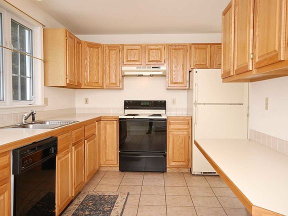 Modern, clean kitchen
