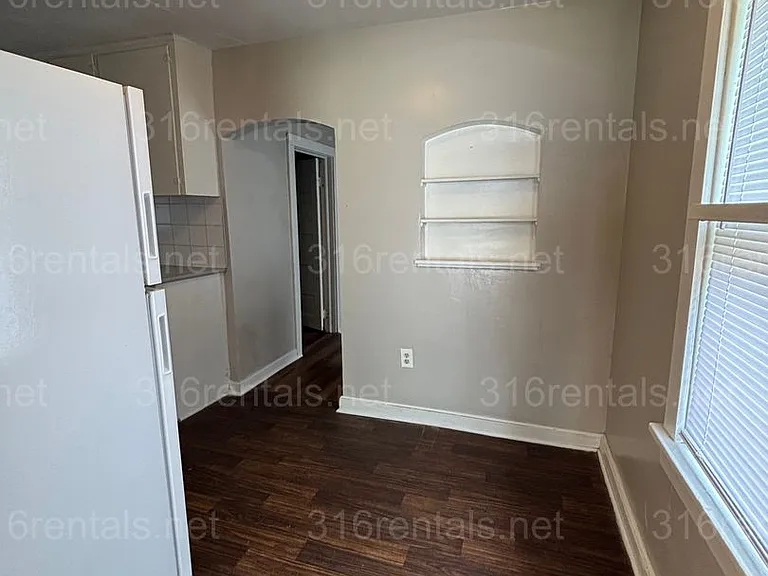 106 S Arthur St — Photo 8