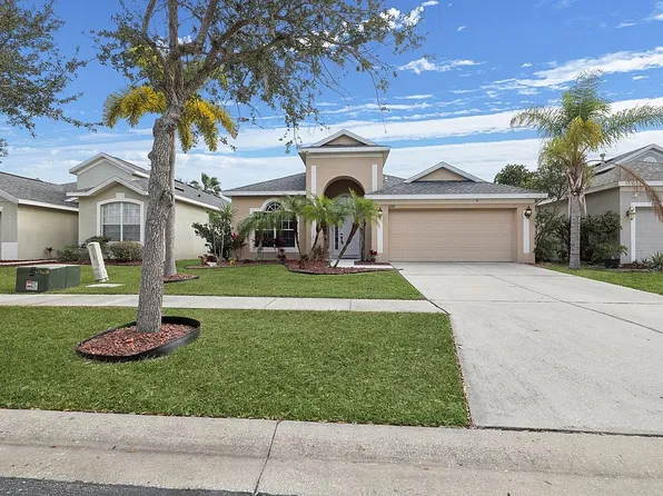 5229 Clover Mist Dr, Apollo Beach, FL 33572