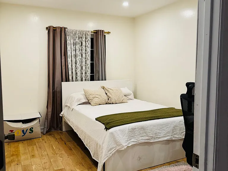 17060 Cedarcroft Rd #3 — Photo 10