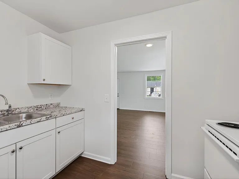 1316 Sunnyview Dr — Photo 13