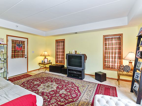 2nd image of 9533 S Minnick Ave #1E