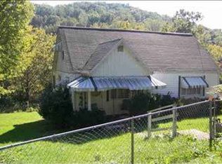 5124 Bluebell Dr, Charleston, WV 25313