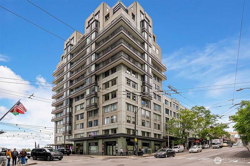 2nd image of 98 Union Street #909