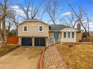 8365 N Britt Ct, Kansas City, MO 64151