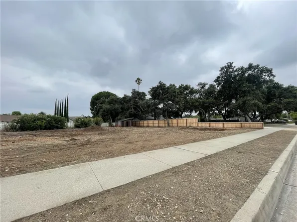 568 E Bennett Ave, Glendora, CA 91741