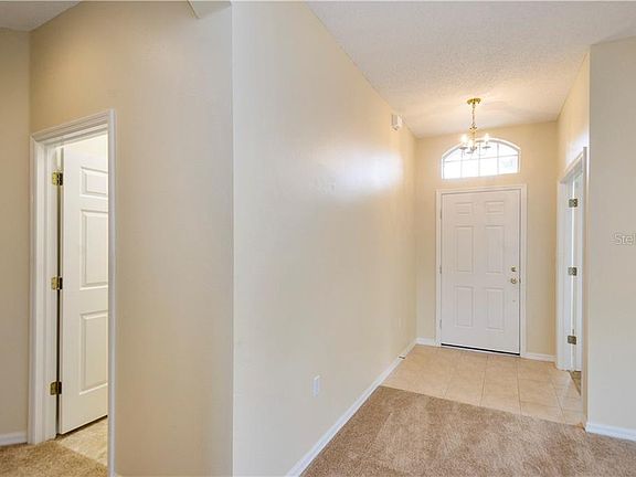 5th image of 2934 Wood Pointe Dr