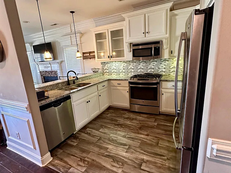 6436 Midtowne Ln NW — Photo 7