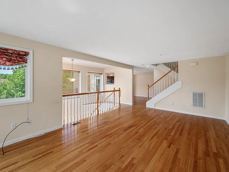 351 America Blvd #351 — Photo 7