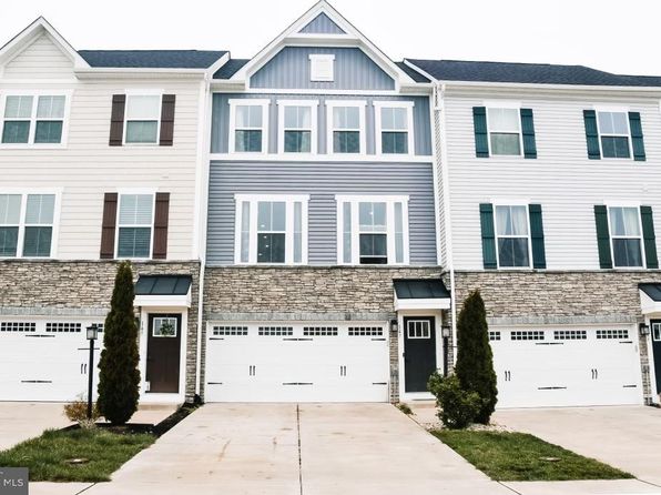 147 Burkwood Ter, Lake Frederick, VA 22630