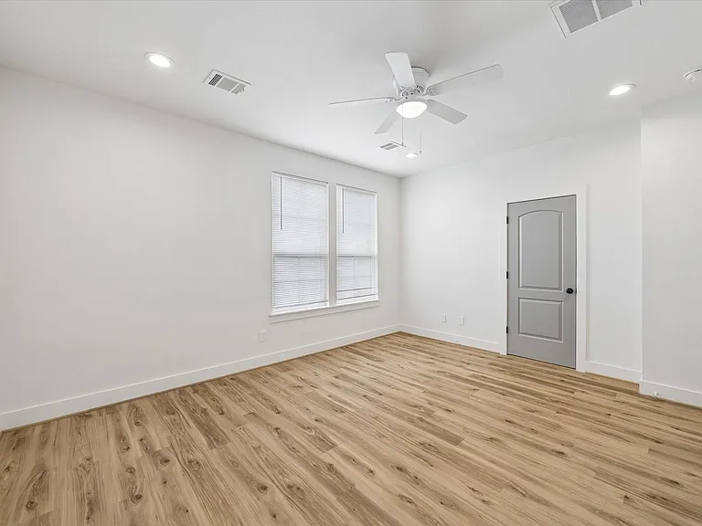 2749 Redrock St #B — Photo 15